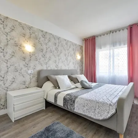 Apartamento La Pinta En *